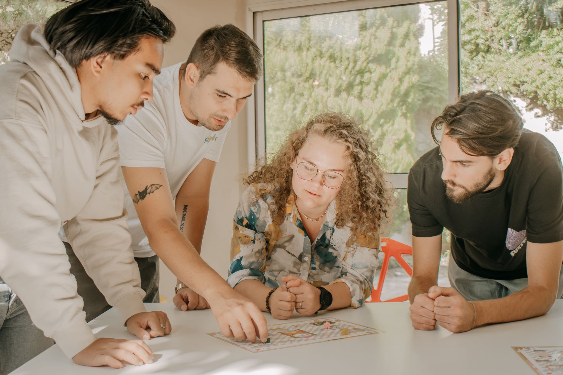 formateurs et animateurs en formation avec Synergie Family